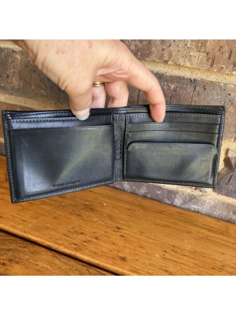 GUESS Genuine Leather Black Wallet Men's Bi-Fold